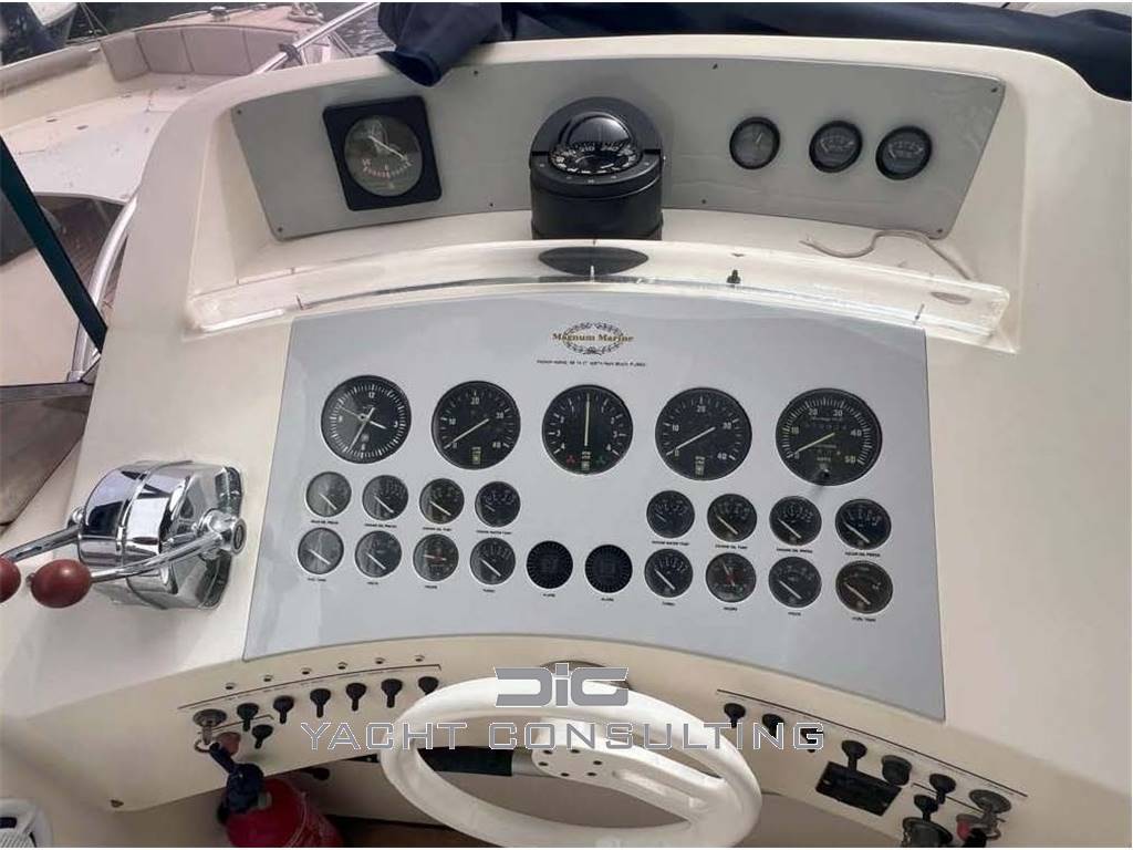 Magnum Marine Magnum 40 Sport